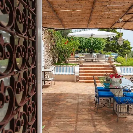 Holiday home Beautiful With View In The Heart Of *