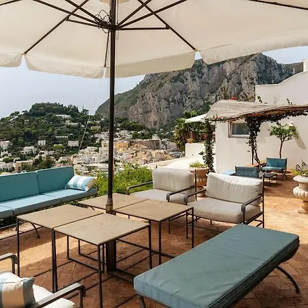 Nyaraló Beautiful With View In The Heart Of Capri
