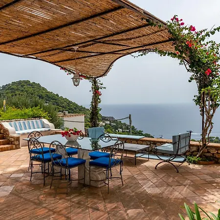 Beautiful With View In The Heart Of Nyaraló *